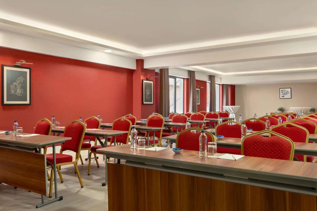 Ramada Plaza By Wyndham Eskişehir Exterior foto